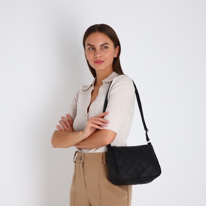 Сумка кросс-боди на молнии, цвет чёрный Сумка кросс-боди на молнии, цвет чёрный