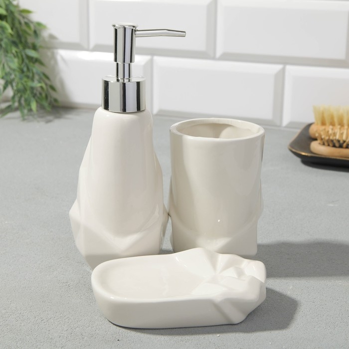 Набор: дозатор, стакан, мыльница «Белый» Набор: дозатор, стакан, мыльница «Белый»