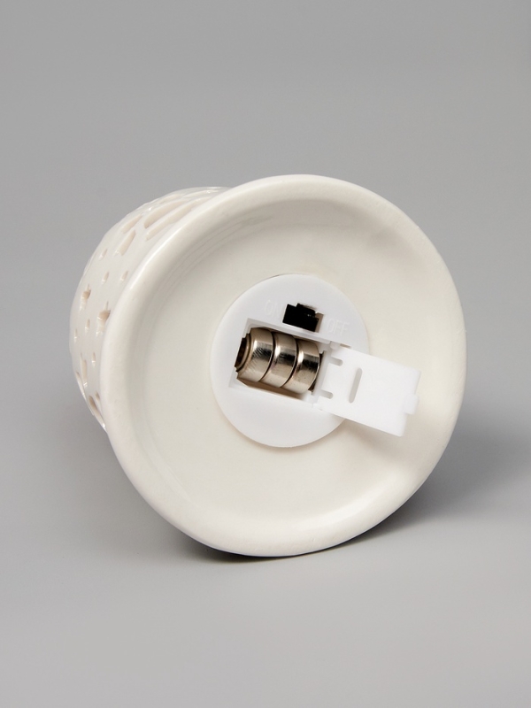 Елочный шар Елочный шар "Колокольчик" 10.5х8.3х8.3, 1 LED, LR44x3(в компл.), Т/БЕЛЫЙ