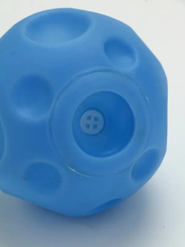 Игрушка пищащая Игрушка пищащая "Мячик" для собак, 6,5 см, голубая