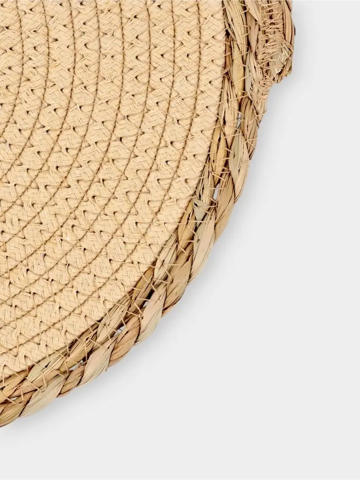 Салфетка сервировочная на стол Доляна &laquo;Мэг&raquo;, d=30 см, бежевая