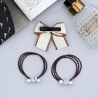 Набор для волос "Эстер" (2 резинки, 1 зажим 4 см) гламур Набор для волос "Эстер" (2 резинки, 1 зажим 4 см) гламур