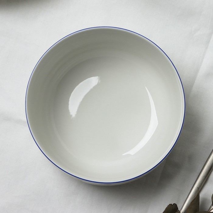 Тарелка глубокая керамическая «Ласточка», 14.6 х 7.5 см, 800 мл, цвет белый Тарелка глубокая керамическая «Ласточка», 14.6 х 7.5 см, 800 мл, цвет белый