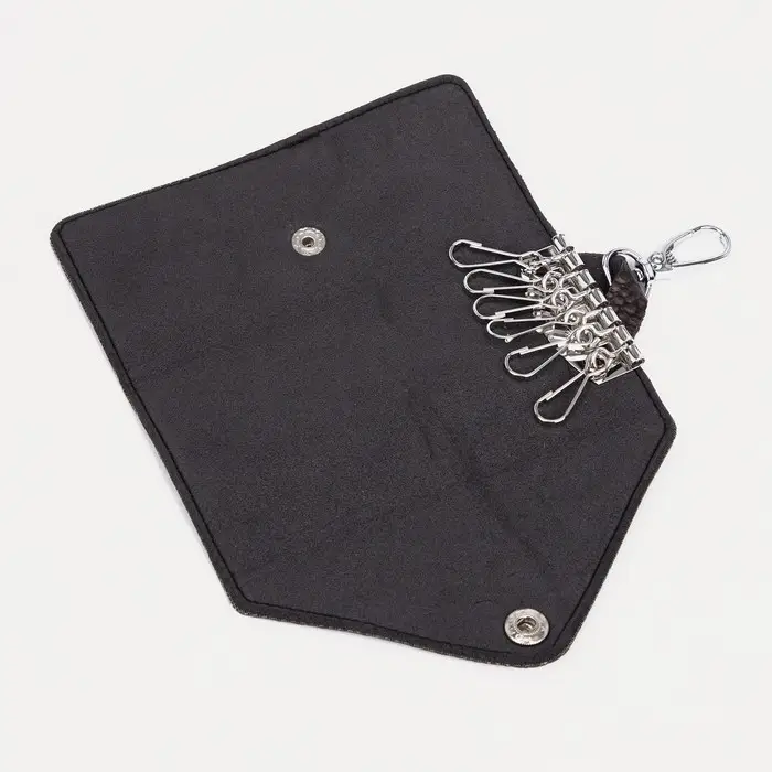 Ключница карманная на кнопке, длина 11 см, 7 карабинов, цвет коричневый Ключница карманная на кнопке, длина 11 см, 7 карабинов, цвет коричневый