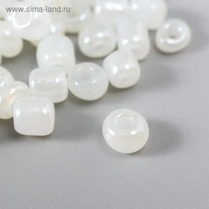 Бисер круглый 6/0  Бисер круглый 6/0 "Белый перламутр" 20 гр