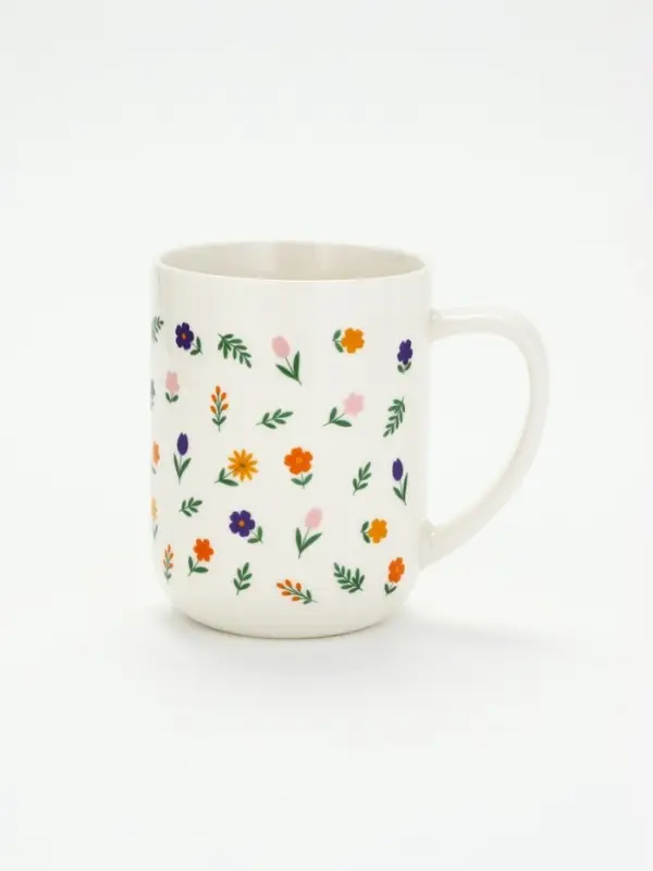 Кружка чайная керамическая &laquo;Цветы&raquo;, 630 мл
