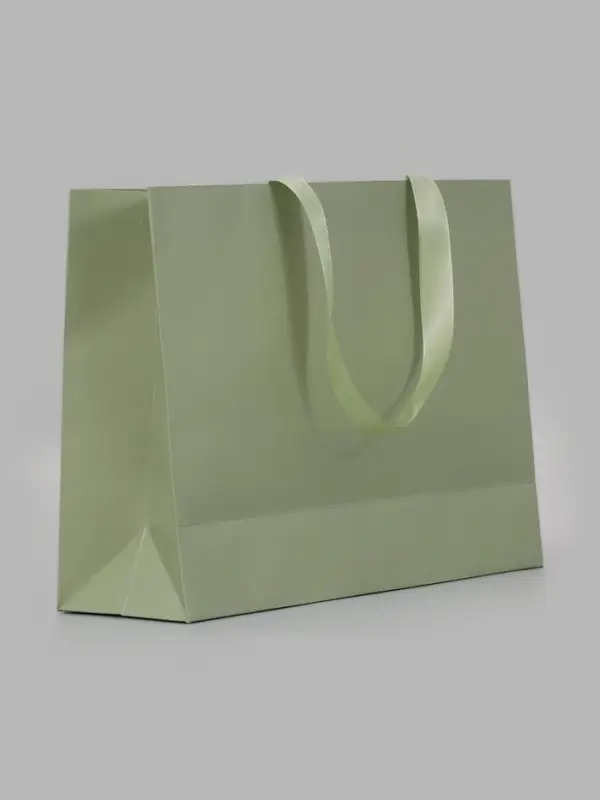 Пакет подарочный, ламинированный, горизонтальный, &laquo;Хаки&raquo;, 32&times;25&times;11 см