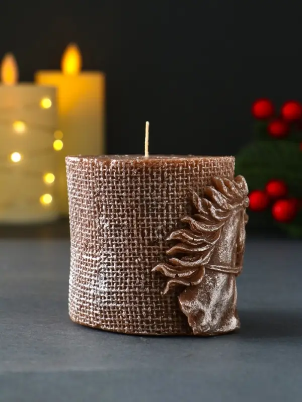 Свеча новогодняя Свеча новогодняя "Лошадь Бохо" 70х75 мм, ЛАК, коричневый