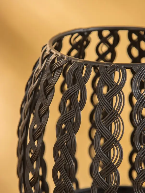 Подсвечник &laquo;Плетение&raquo;, 17&times;17&times;23 см, металл