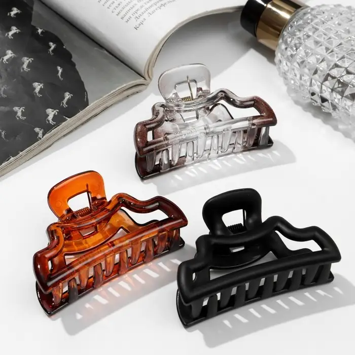 Крабик для волос «Глянец», дуга углы, 7 см, МИКС Крабик для волос «Глянец», дуга углы, 7 см, МИКС