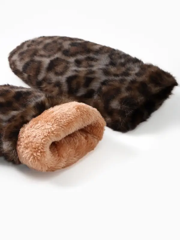 Варежки женские MINAKU Леопард р-р 26*12см Варежки женские MINAKU Леопард р-р 26*12см