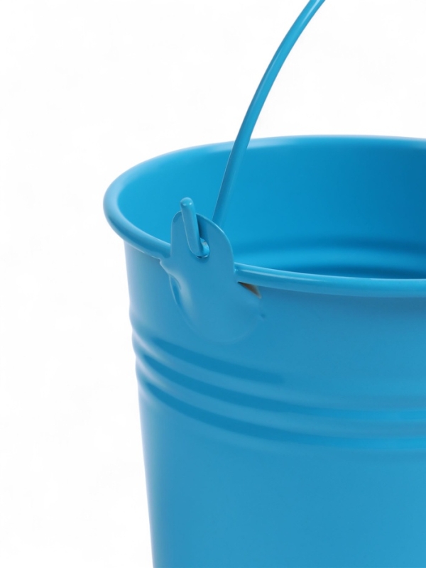 Ведерко декоративное голубое 8x8 см Ведерко декоративное голубое 8x8 см