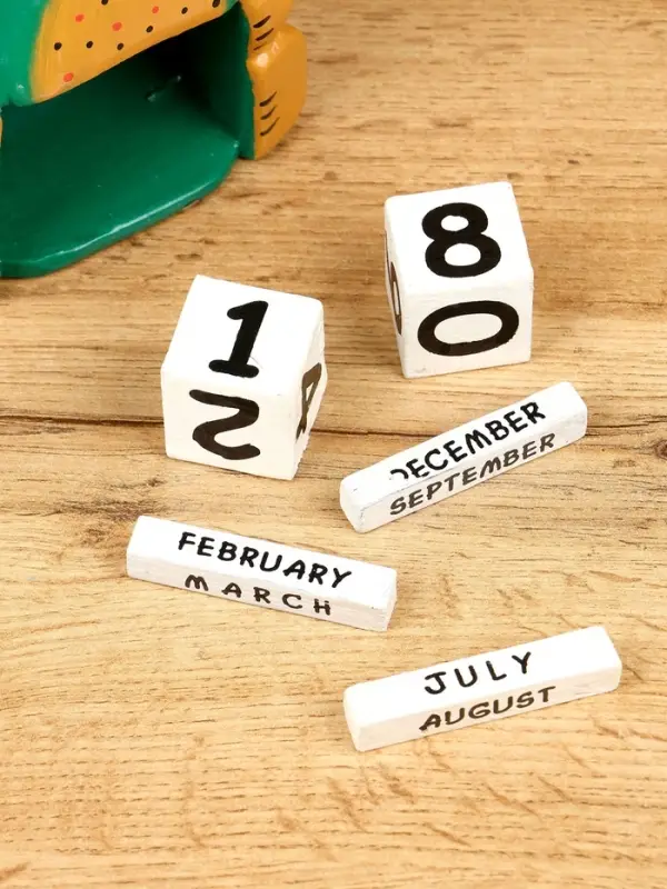 Календарь настольный «Лягушка», 10×6.5×21 см, дерево, зелёный