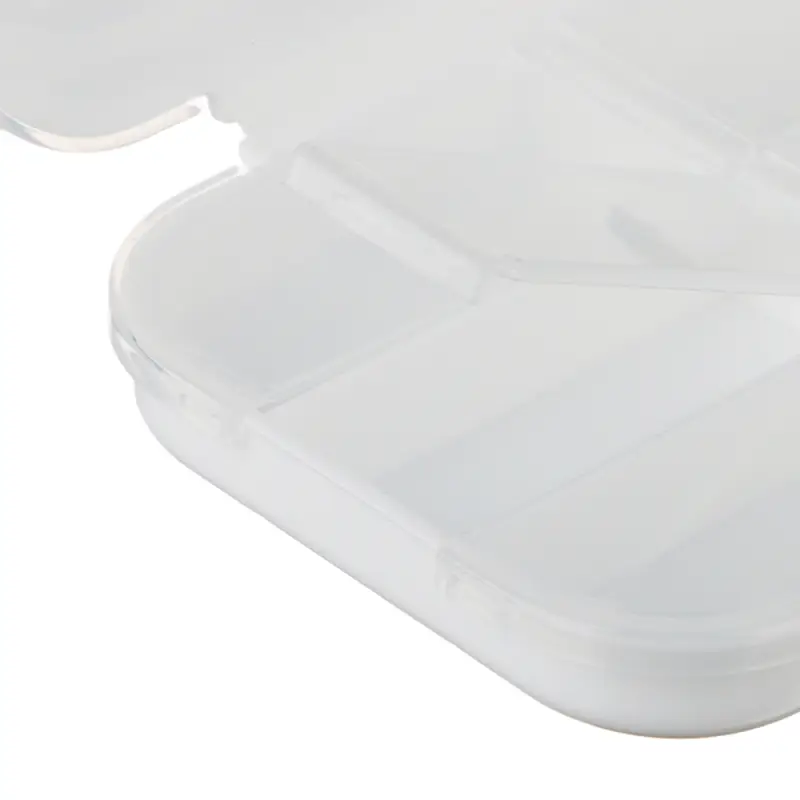 Универсальный бокс тм VETTA, дорожный, 8 отдел., пластик, 10х6х3,5см