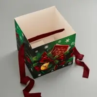 Коробка складная &laquo;Новогодний подарок&raquo;, 15 &times; 15 &times; 15 см