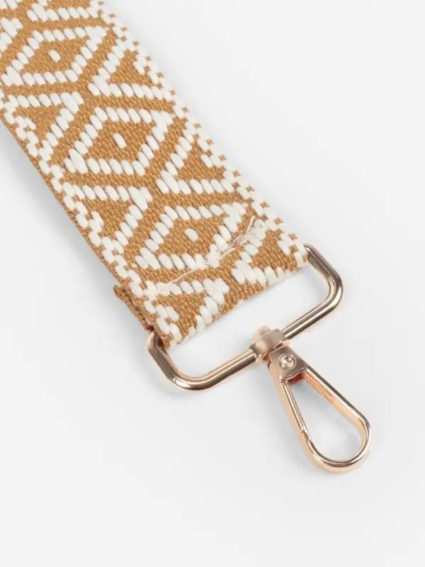 Ручка для сумки &laquo;Ромбы&raquo;, стропа, 135&plusmn;3&times;3.8 см, цвет горчичный, белый