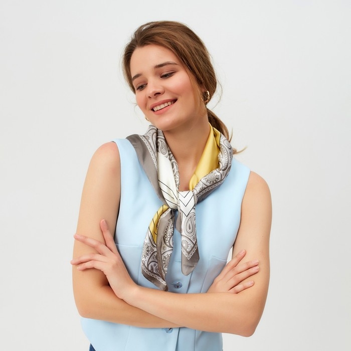 Платок женский MINAKU р-р 70*70 см, цвет серый Платок женский MINAKU р-р 70*70 см, цвет серый