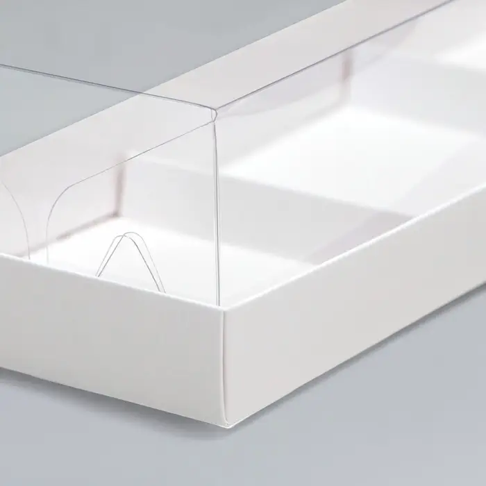 Коробка для муссовых пирожных 3 штуки, 26x8,5x6 Белый Коробка для муссовых пирожных 3 штуки, 26x8,5x6 Белый
