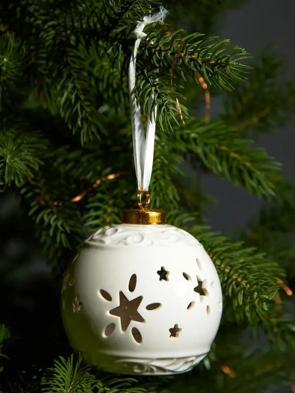 Ёлочный шар с подсветкой &laquo;Звёздочки&raquo;, 10&times;8.8&times;8.8 см, 1 LED, керамика, от батареек LR44&times;3, керамика, свечение тёплое белое
