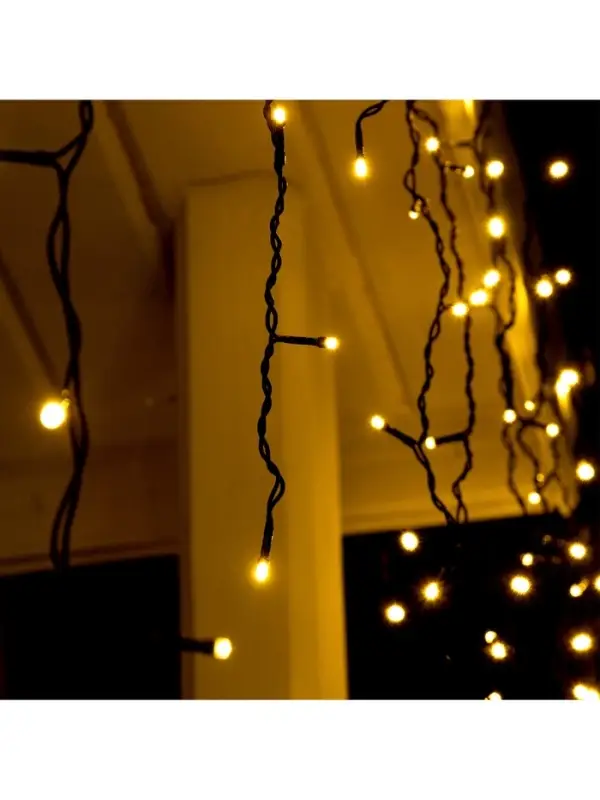 Гирлянда &laquo;Бахрома&raquo; 3&times;0.9 м, IP44, УМС, тёмная нить, 232 LED, свечение тёплое белое, 220 В