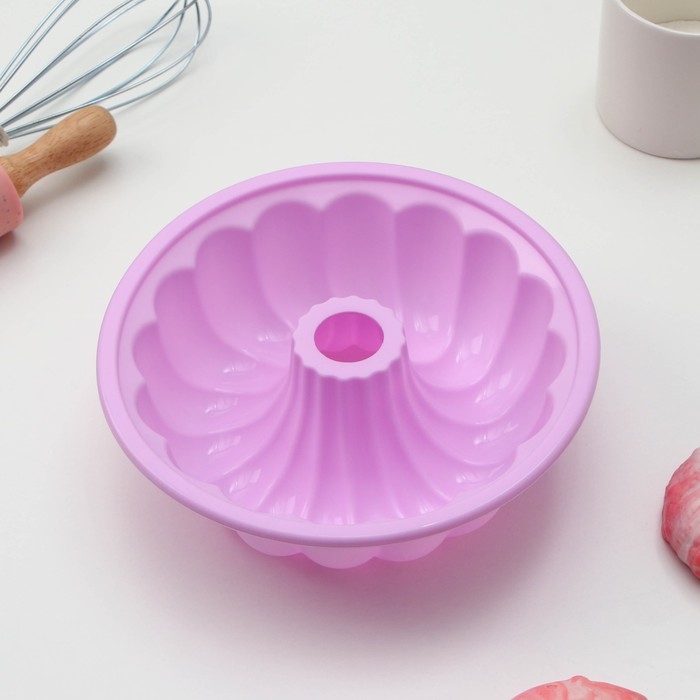 Форма для выпечки Доляна «Немецкий кекс. Завиток», силикон, 20×6 см, цвет розовый Форма для выпечки Доляна «Немецкий кекс. Завиток», силикон, 20×6 см, цвет розовый