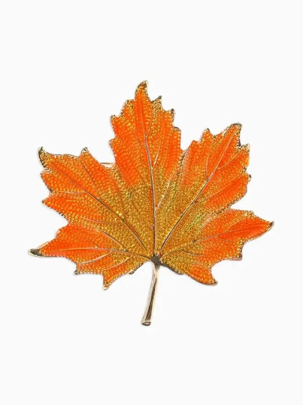 Брошь &laquo;Лист&raquo; кленовый осенний, цвет оранжевый в золоте