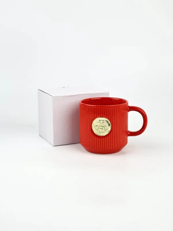 Кружка новогодняя керамическая &laquo;Лапка&raquo;, 350 мл