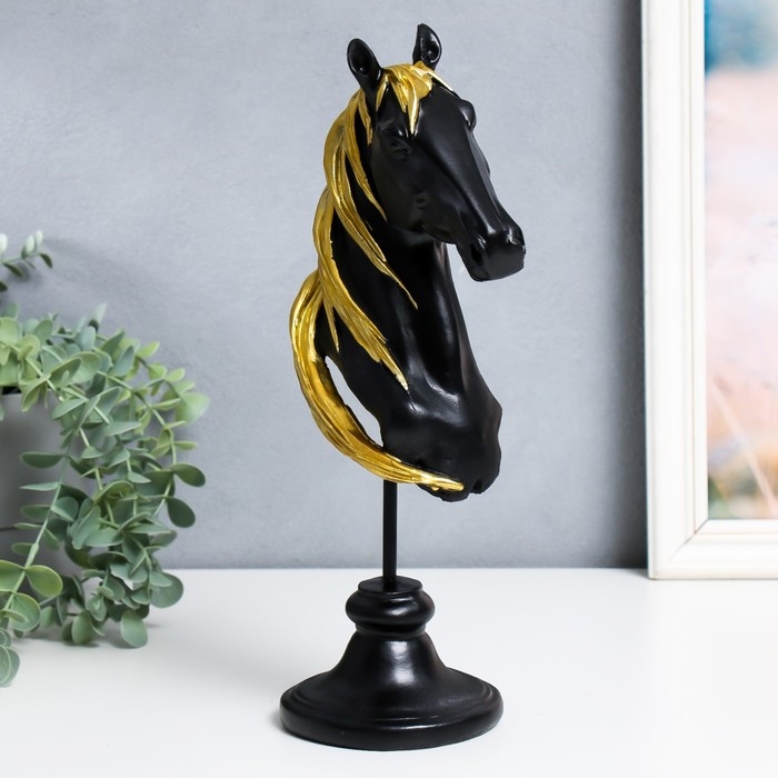 Сувенир полистоун бюст Сувенир полистоун бюст "Голова коня" чёрный с золотом 10х11х31,5 см