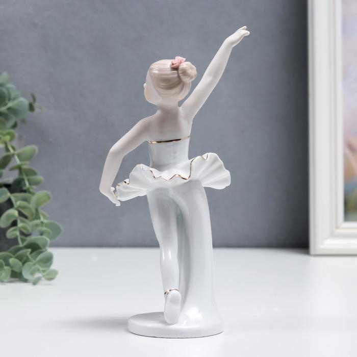 Сувенир керамика  Сувенир керамика "Маленькая балерина в белой пачке" 21 см