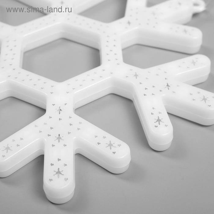 Светодиодная фигура «Снежинка» 30 см, пластик, 220 В, свечение мульти (RG/RB) Светодиодная фигура «Снежинка» 30 см, пластик, 220 В, свечение мульти (RG/RB)