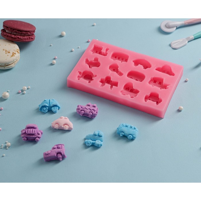 Молд «Машинки», силикон, 14,5×8,8×1,8 см, цвет розовый Молд «Машинки», силикон, 14,5×8,8×1,8 см, цвет розовый