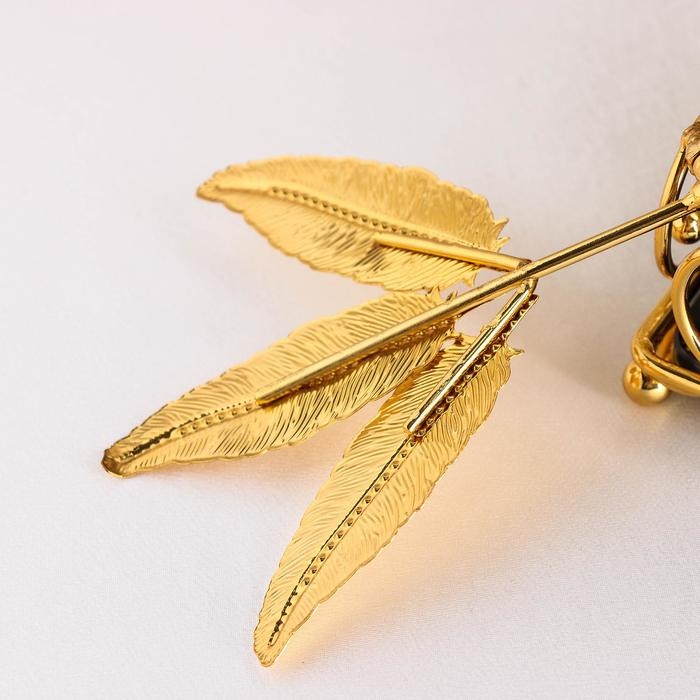 Салфетница «Перо», 17×17×6 см, цвет металла золотой Салфетница «Перо», 17×17×6 см, цвет металла золотой