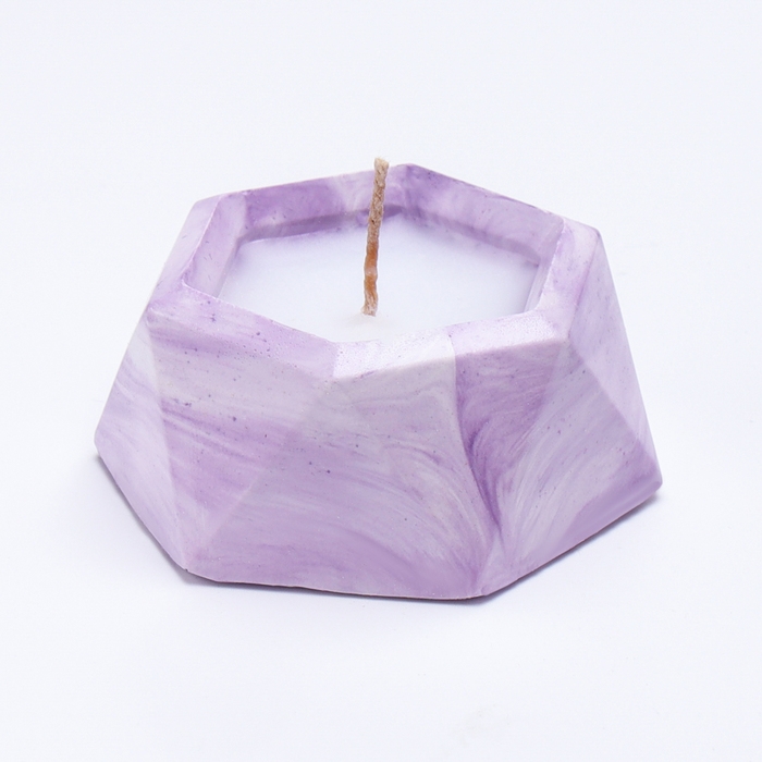 Свеча  Свеча "Шестиугольник. Мрамор" в подсвечнике из гипса малый,7х3,5см,мрамор с фиол. полосками
