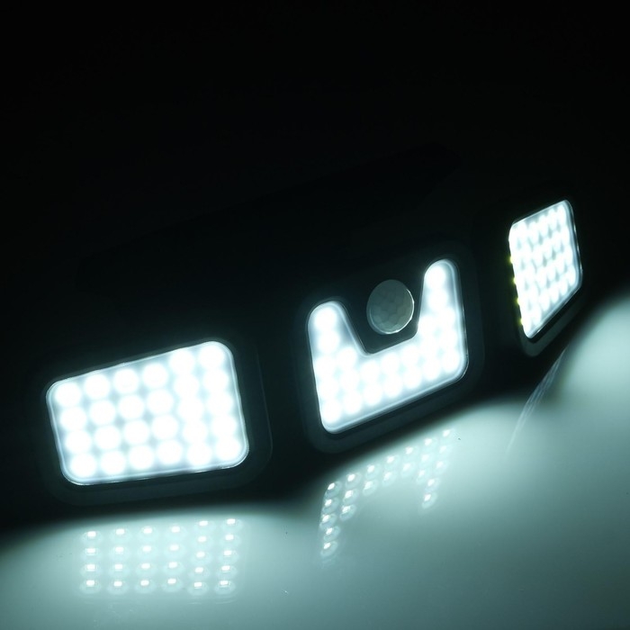 Светодиодный прожектор на солнечной батарее 20 Вт, выносная панель, 15 × 13 × 7 см, 6500К Светодиодный прожектор на солнечной батарее 20 Вт, выносная панель, 15 × 13 × 7 см, 6500К