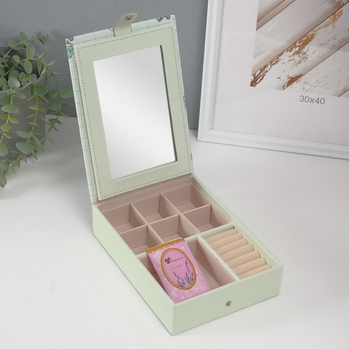 Шкатулка кожзам для украшений с зеркалом  Шкатулка кожзам для украшений с зеркалом "Динозаврики" зелёная 15х21,5х5,5 см