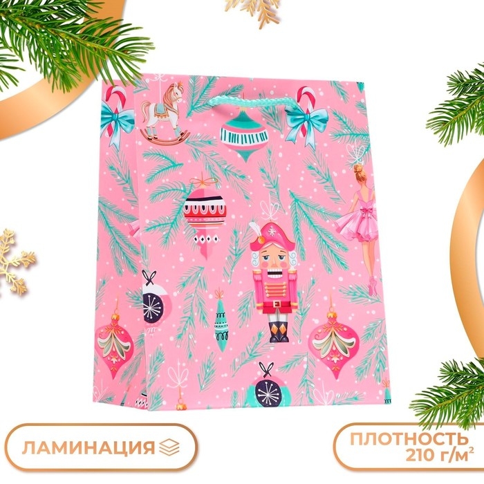 Новый год. Пакет подарочный  Новый год. Пакет подарочный "Щелкунчик", 18 х 22,3 х 10 см.