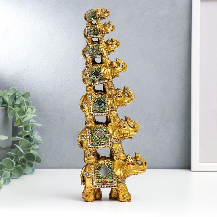 Сувенир полистоун зеркальные вставки Сувенир полистоун зеркальные вставки "Пирамида из 7 слонов" 30х10,5х5,5 см