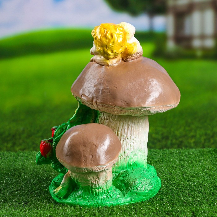 Садовая фигура  Садовая фигура "Ангелочек на грибе" 17х20х24см