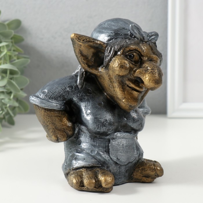 Копилка Копилка "Тролчиха Петровна" 14,5х 14х11 см.