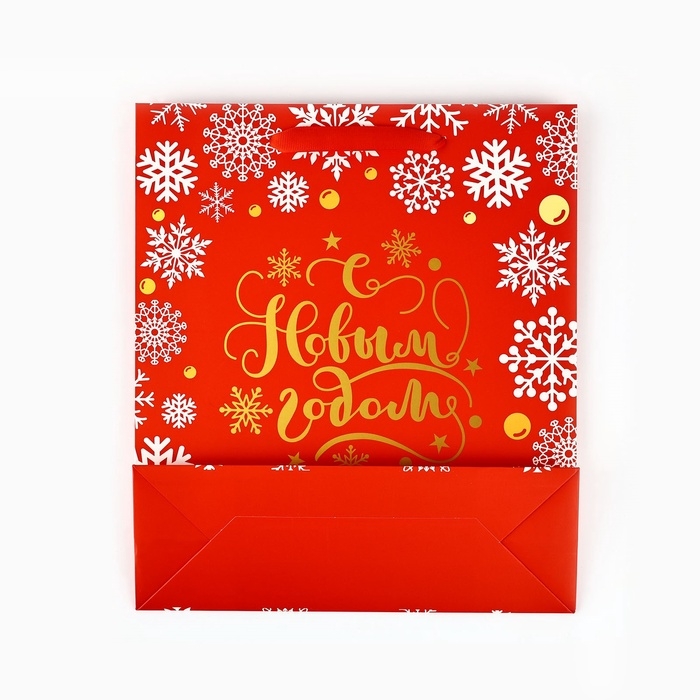 Пакет подарочный новогодний ламинированный «Золотые снежинки», тиснение, M 30 х 26 х 9 см, Новый год Пакет подарочный новогодний ламинированный «Золотые снежинки», тиснение, M 30 х 26 х 9 см, Новый год