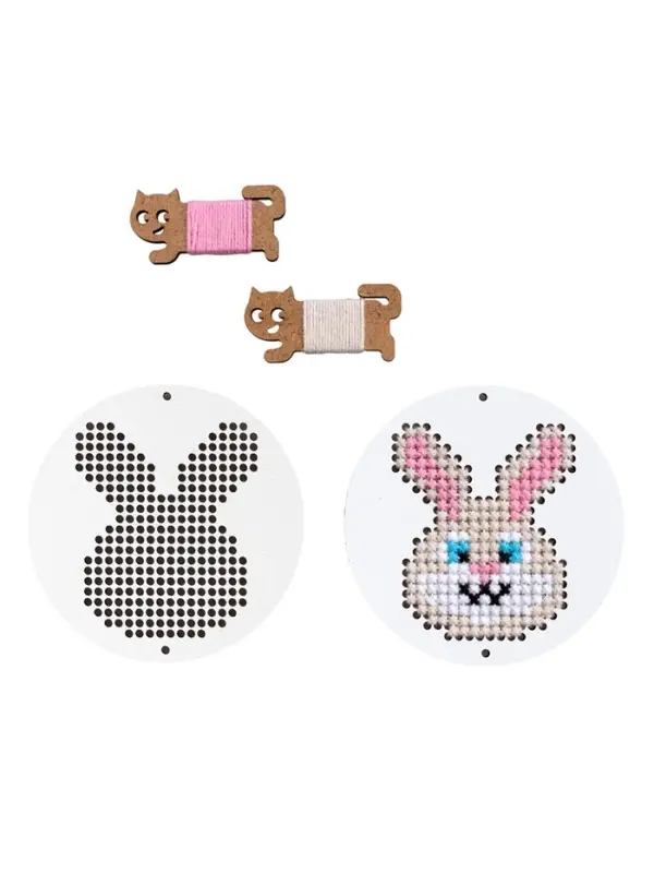 Набор для творчества. Вышивка по деревянным трафаретам "Портретная галерея"