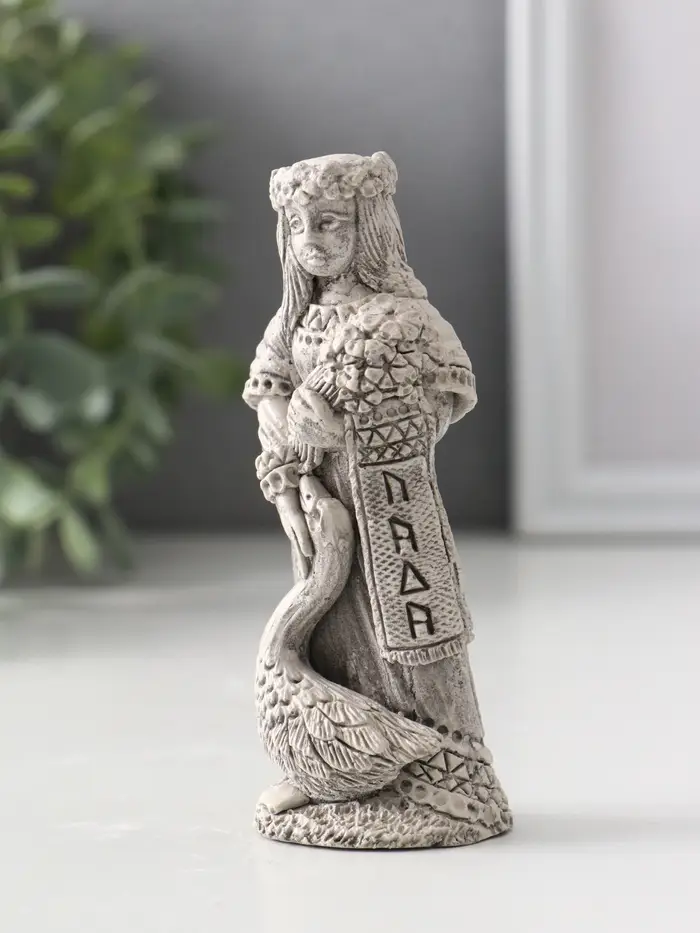 Фигура славянская богиня «Лада», 10.5×4×3.5 см, серая Фигура славянская богиня «Лада», 10.5×4×3.5 см, серая