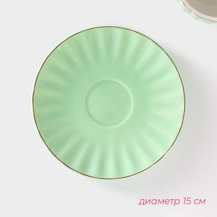 Чайная пара фарфоровая Доляна «Вивьен», 2 предмета: чашка 200 мл, блюдце d=15 см, цвет зелёный Чайная пара фарфоровая Доляна «Вивьен», 2 предмета: чашка 200 мл, блюдце d=15 см, цвет зелёный