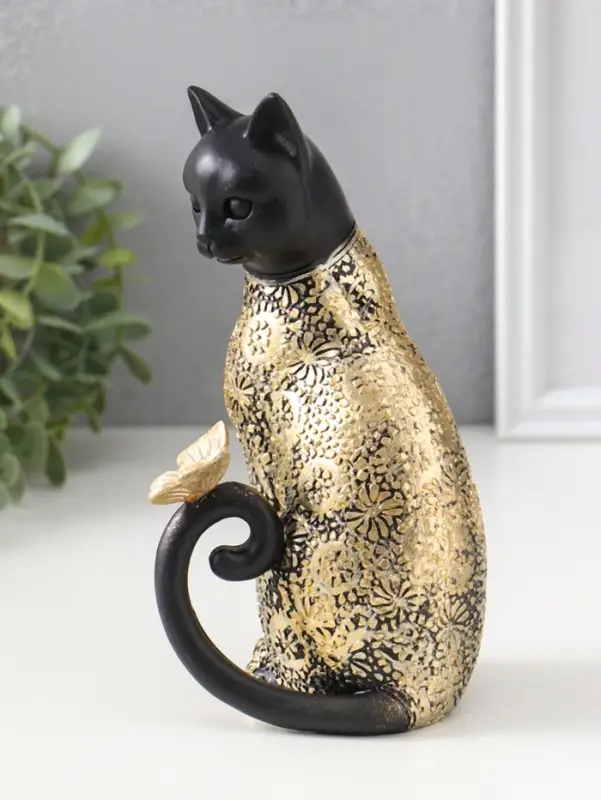 Сувенир полистоун "Чёрная кошка с бабочкой на хвосте" с золотом 9х9х19 см