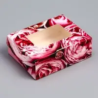 Коробка складная с окном «Розы» 10×8×3.5 см