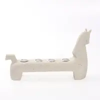 Подсвечник полистоун на 4 свечи &laquo;Конь&raquo;, d=2 см, 26&times;5.5&times;15 см