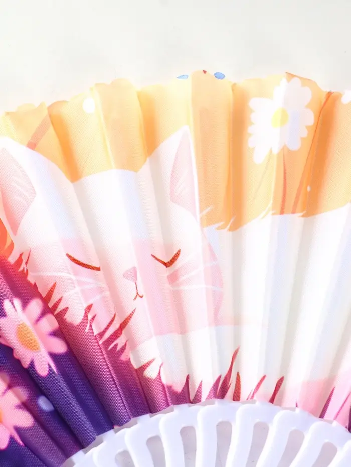 Веер пластик, текстиль "Спящие котики на полянке" МИКС 23 см Веер пластик, текстиль "Спящие котики на полянке" МИКС 23 см