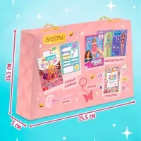 Книжное комплектное издание "Стильная девчонка": 3 книги, ручка, брелок