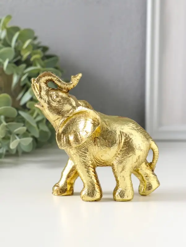 Сувенир полистоун "Золотой слонёнок" 10х5х9,5 см