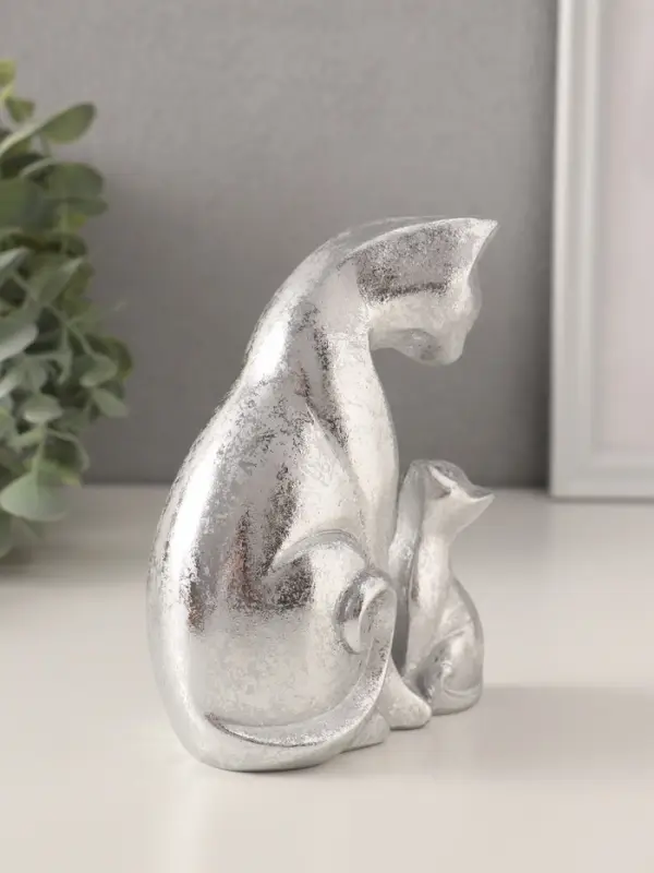 Фигурка полистоун &laquo;Кошка с котёнком&raquo;, серебро, 10&times;6&times;13.5 см